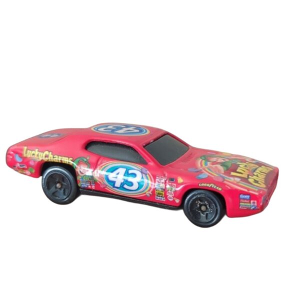 Vintage Hot Wheels Lucky Charms #43 1971 Plymouth GTX Petty Tribute Diecast Car - Picture 11 of 11